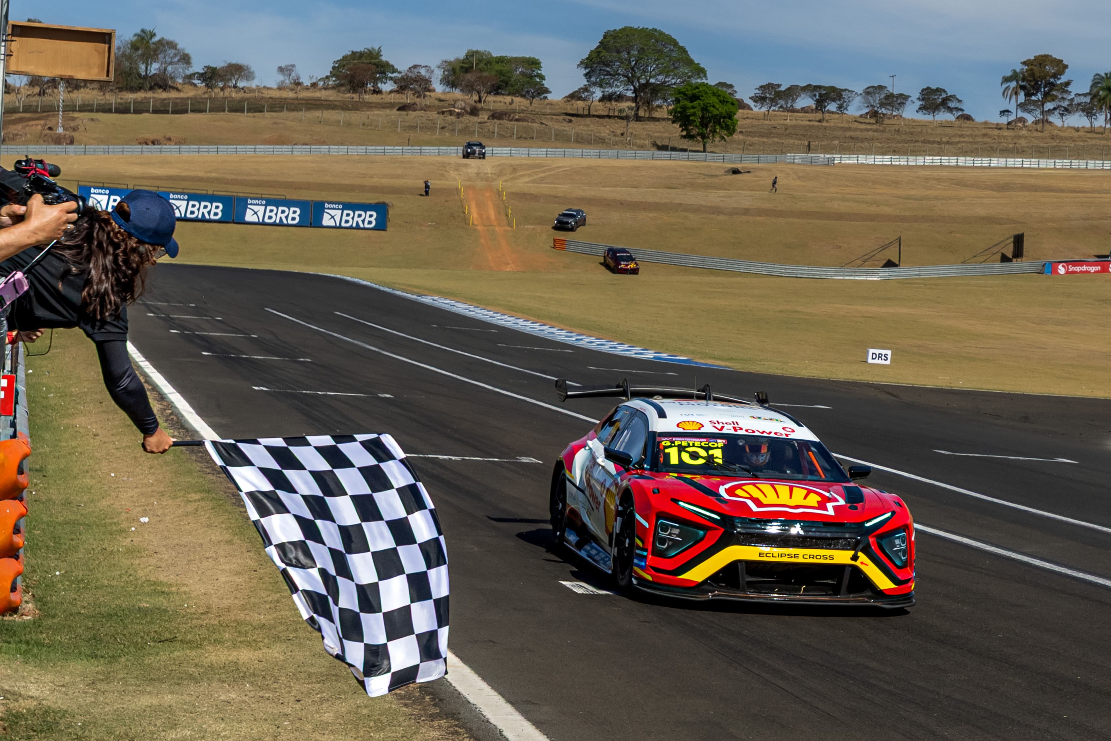 Stock Car: Petecof triunfa na Sprint do Velocitta e leva Mitsubishi novamente ao topo